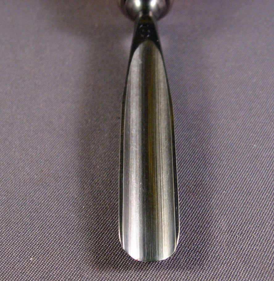 Stubai Palm Tool #9- 10mm Medium Gouge — Mountain Woodcarvers