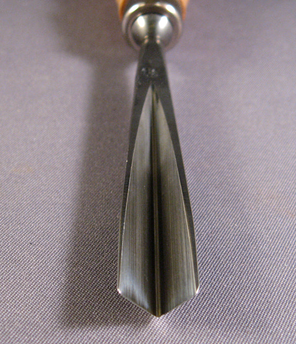 Stubai Palm Tool #39 - 10mm V Tool — Mountain Woodcarvers