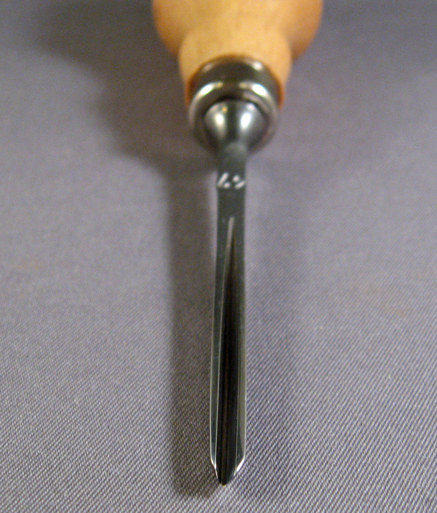 Stubai Palm Tool #47 2mm V Tool — Mountain Woodcarvers