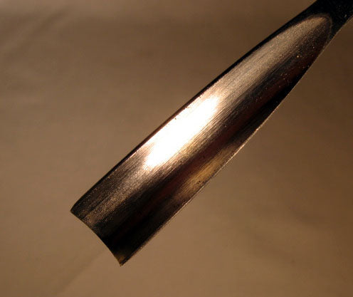 Wood Carving Tool - #8 Deep Gouge FISHTAIL — Mountain Woodcarvers